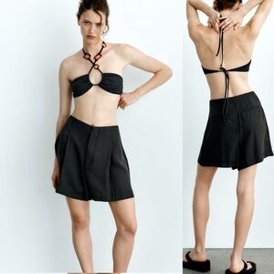Zara Pleated High Rise Shorts, Black, Size Medium